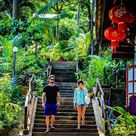 Lien Hiep Thanh Homestay & Beach Bar Фукуок Екстер'єр фото
