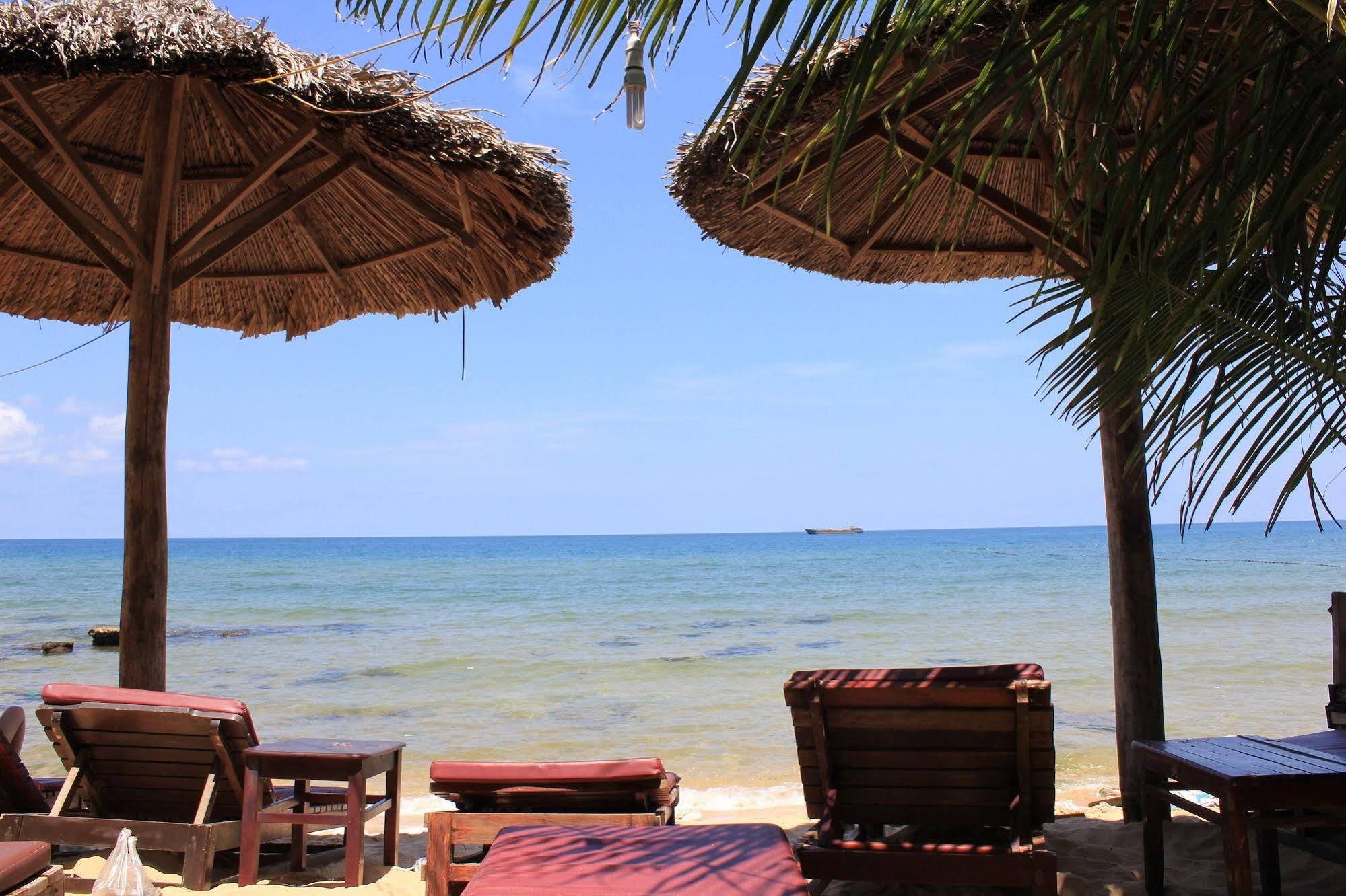 Lien Hiep Thanh Homestay & Beach Bar Фукуок Екстер'єр фото